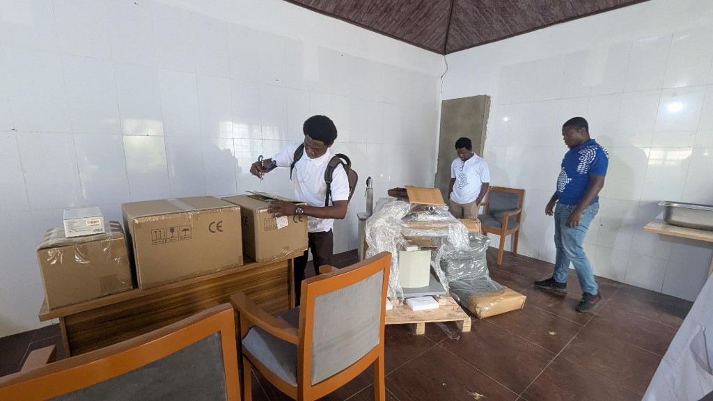 Delivery and preparation of equipment before installation
